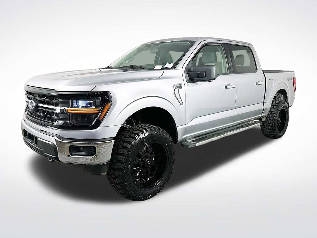 2024 Ford F-150 XLT - Image 4