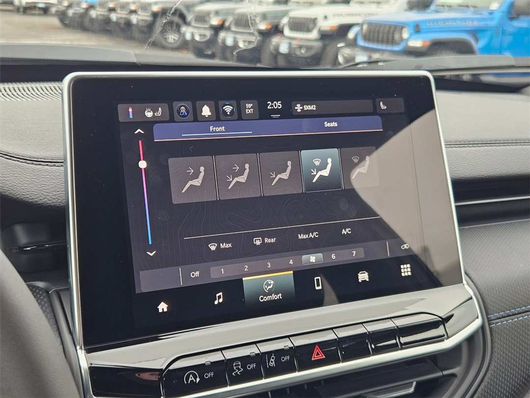 2026 Jeep Compass Latitude - Image 22