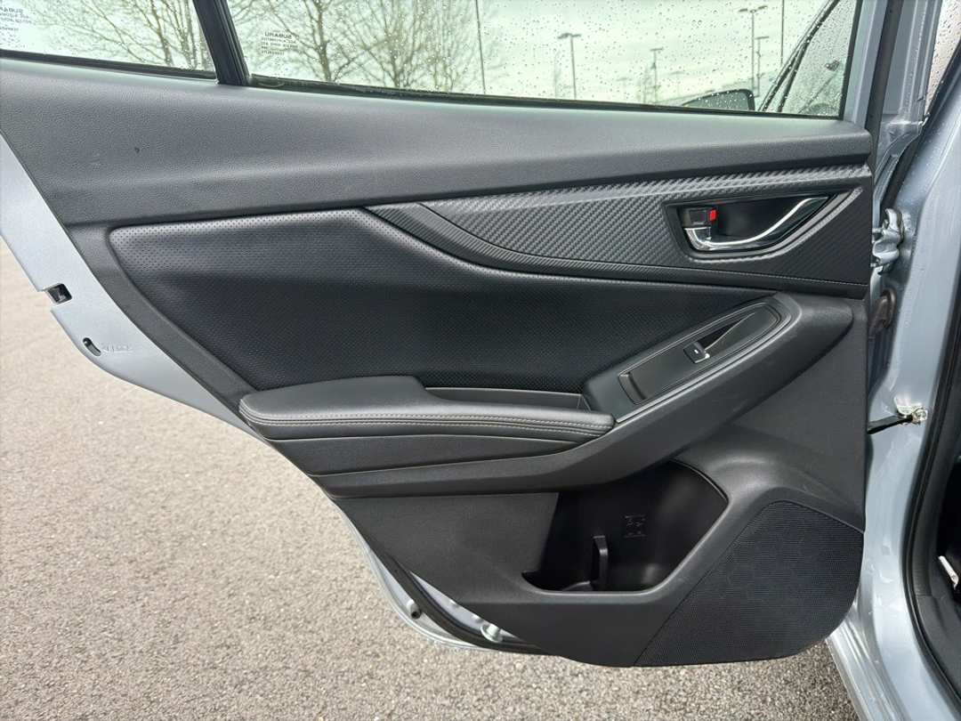 2017 Subaru Impreza 2.0i Limited - Image 16