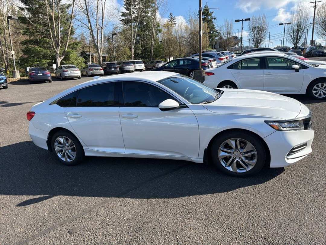 2019 Honda Accord LX - Image 3