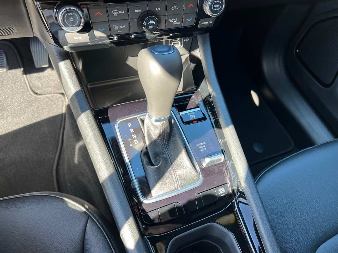 2026 Jeep Compass Limited - Image 22