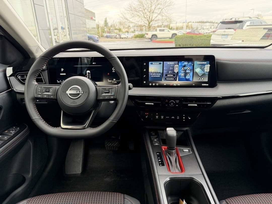 2026 Nissan Kicks SR - Image 33