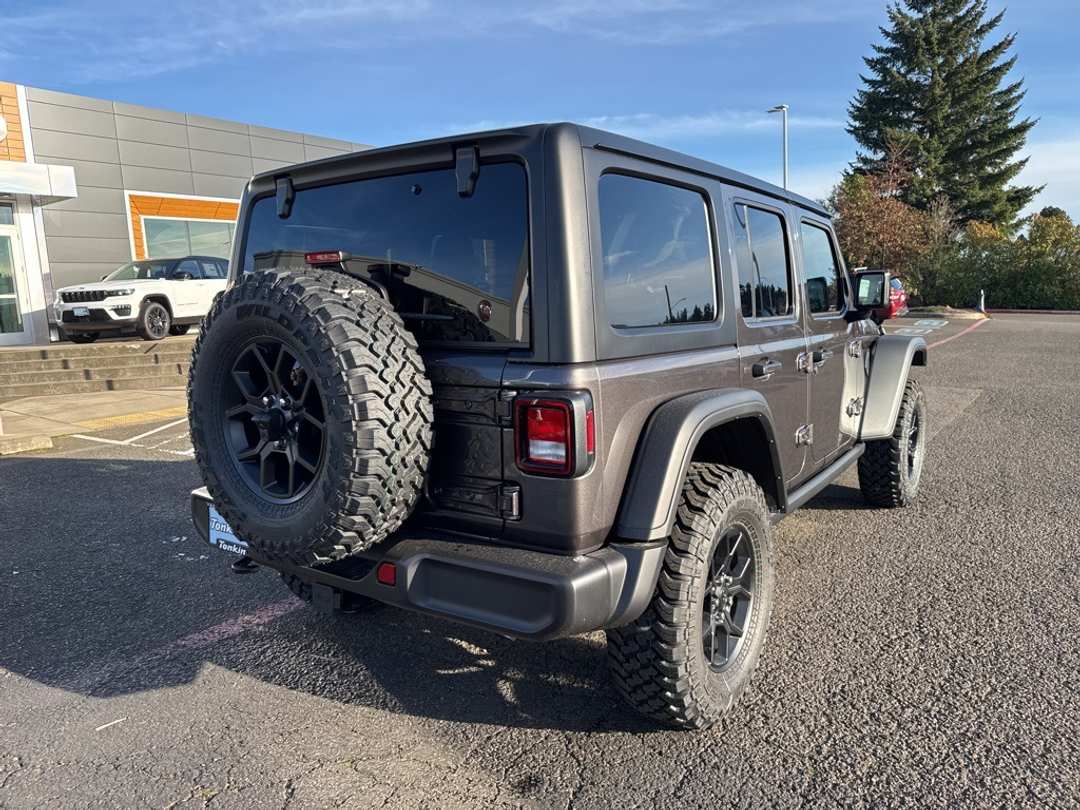 2026 Jeep Wrangler Willys - Image 7