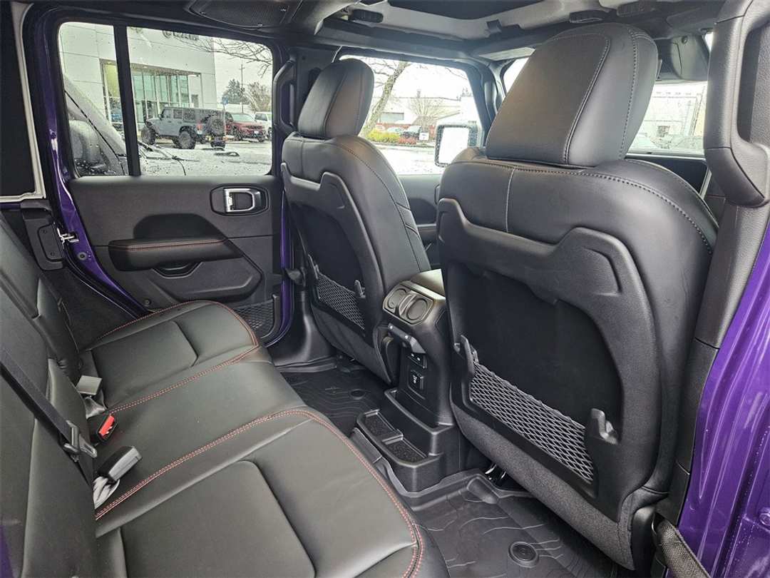 2026 Jeep Wrangler Rubicon X - Image 38