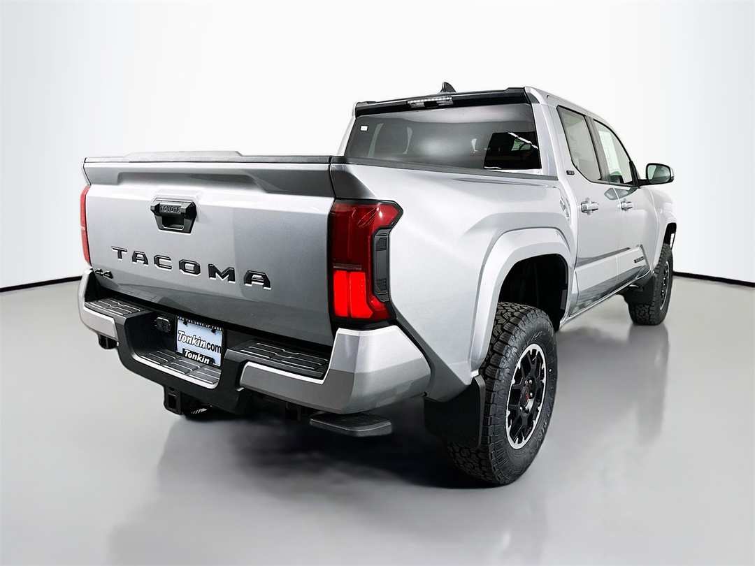 2025 Toyota Tacoma SR5 - Image 7