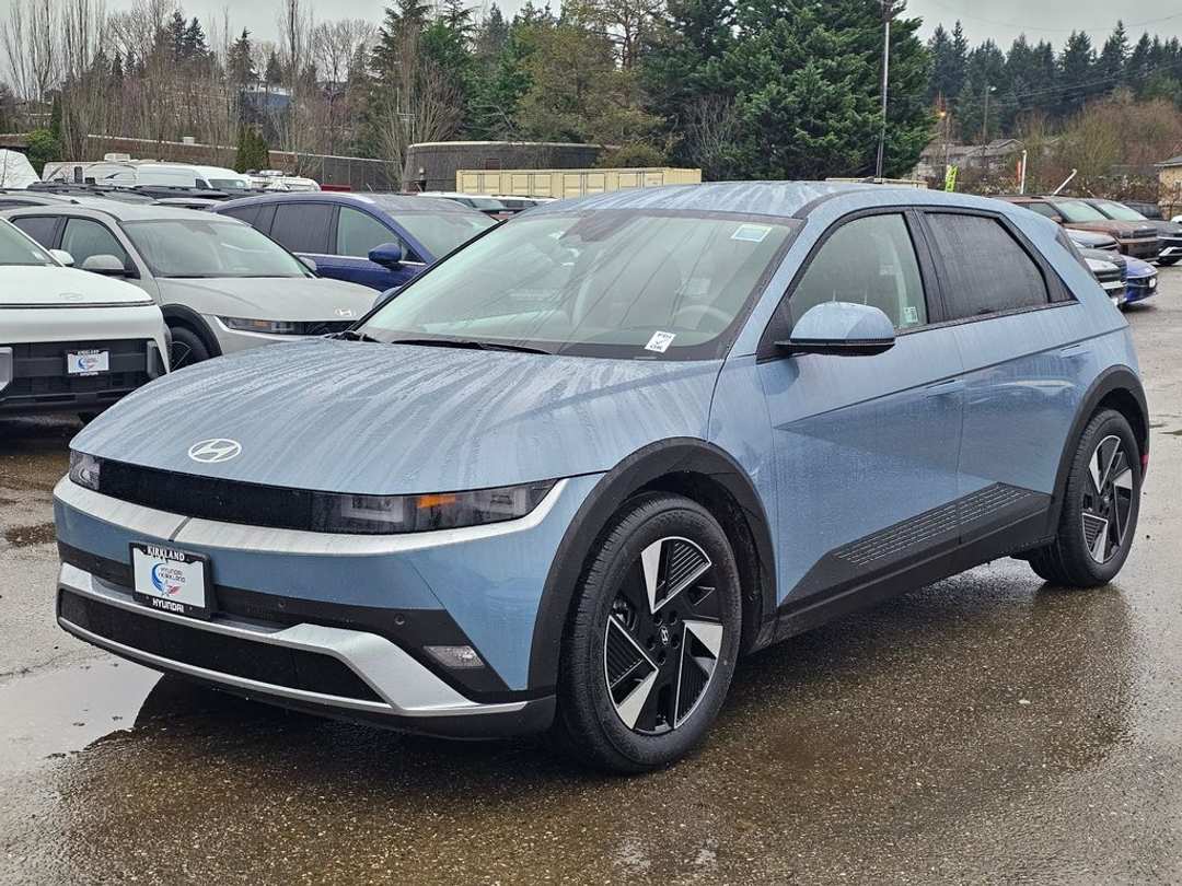 2026 Hyundai Ioniq 5 SE - Image 3