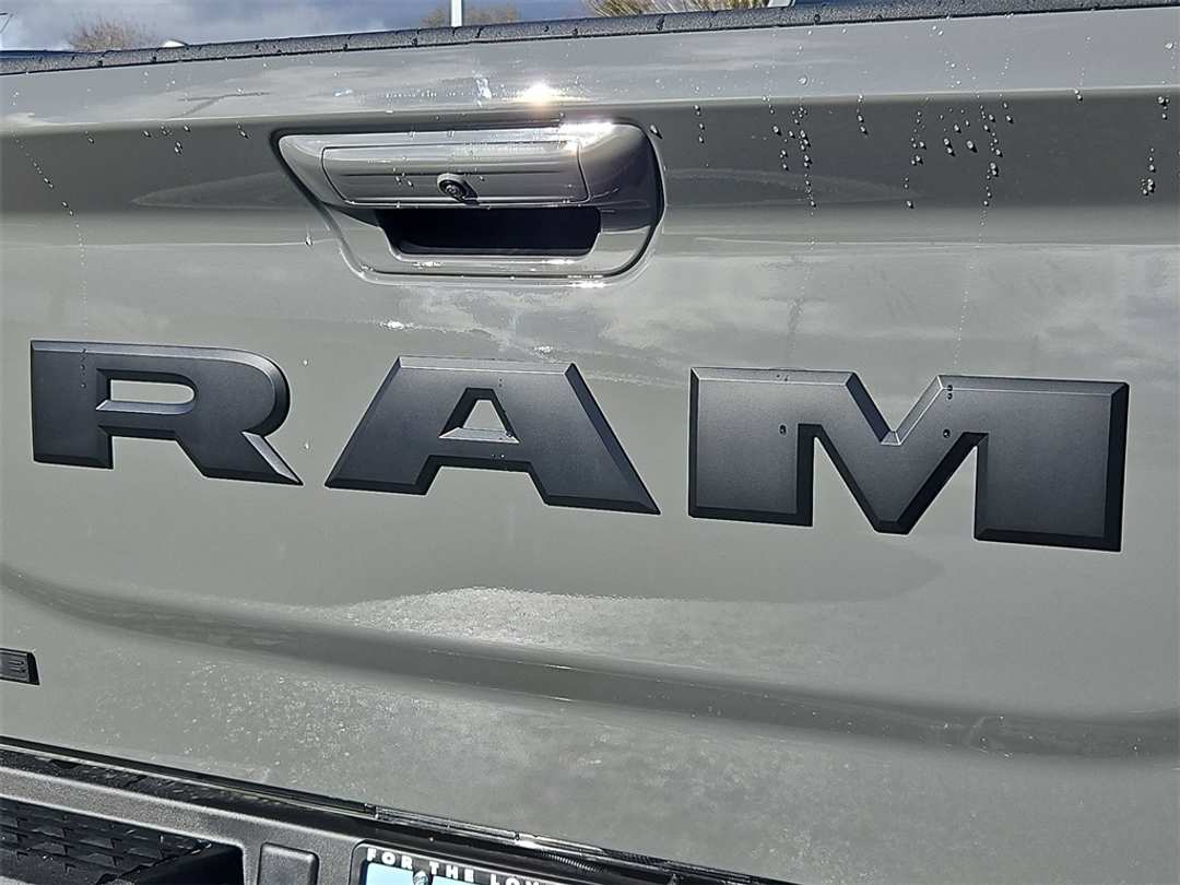 2026 Ram 3500 Laramie - Image 25