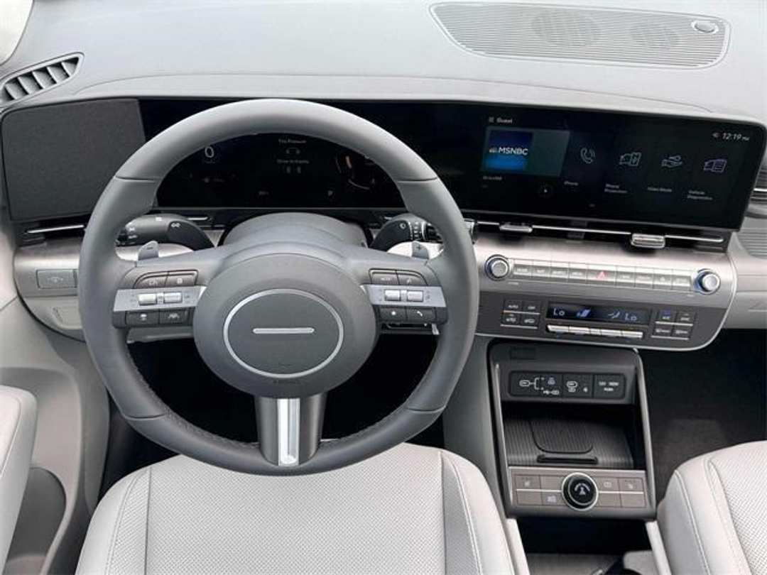 2026 Hyundai Kona SEL Premium - Image 17