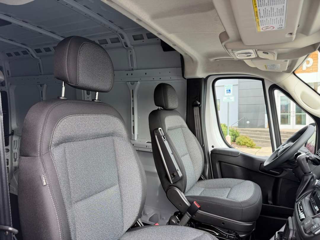 2026 Ram Promaster 2500 High Roof - Image 30