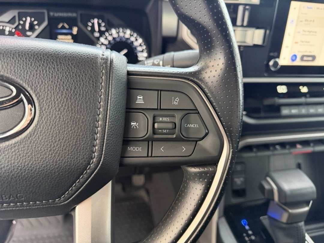 2025 Toyota Tundra SR5 - Image 18