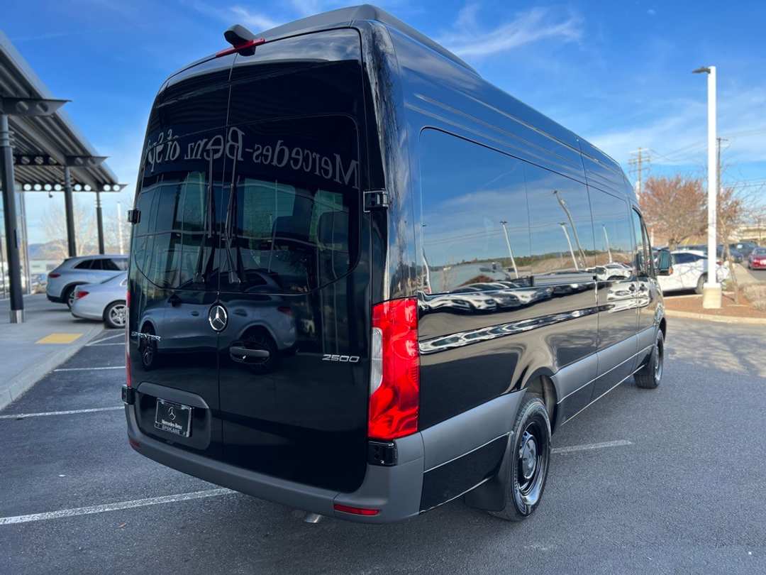 2025 Mercedes-Benz Sprinter 2500 Passenger 170 WB - Image 8