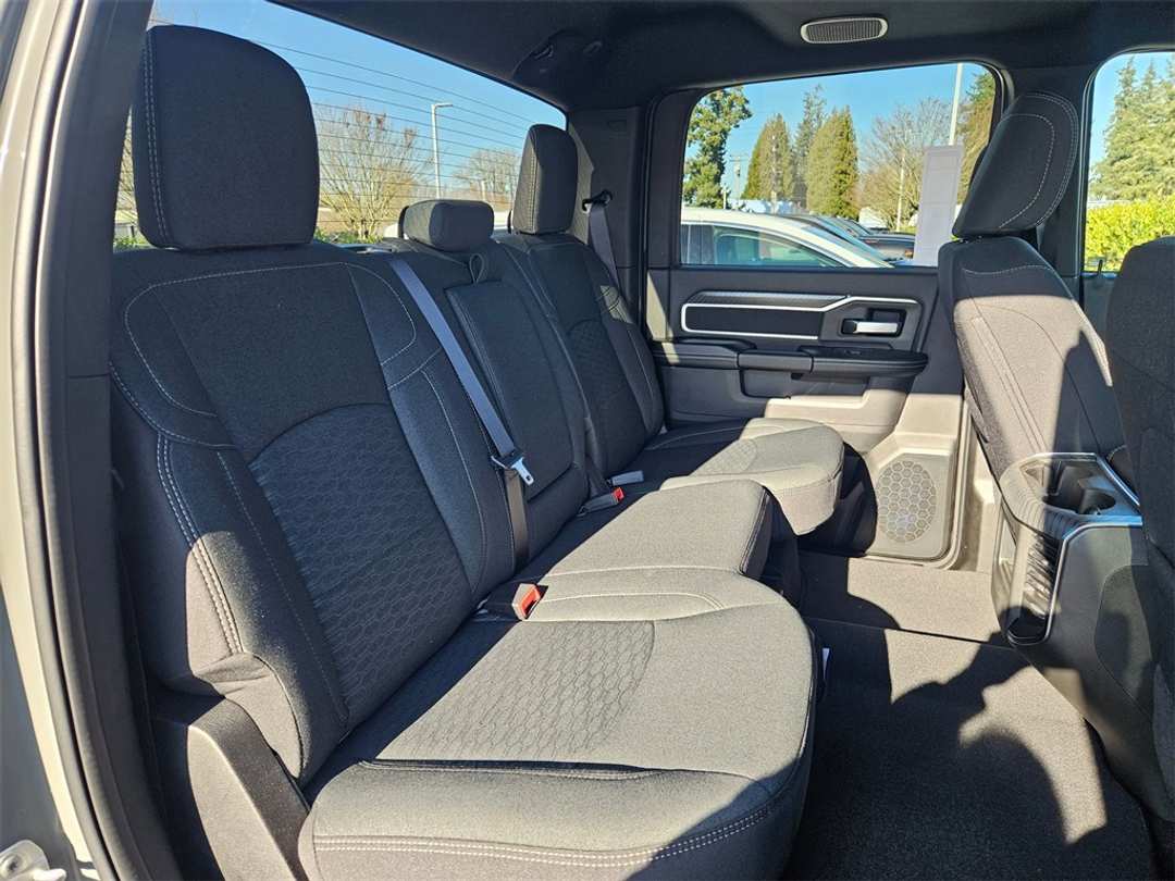 2026 Ram 3500 Big Horn - Image 35