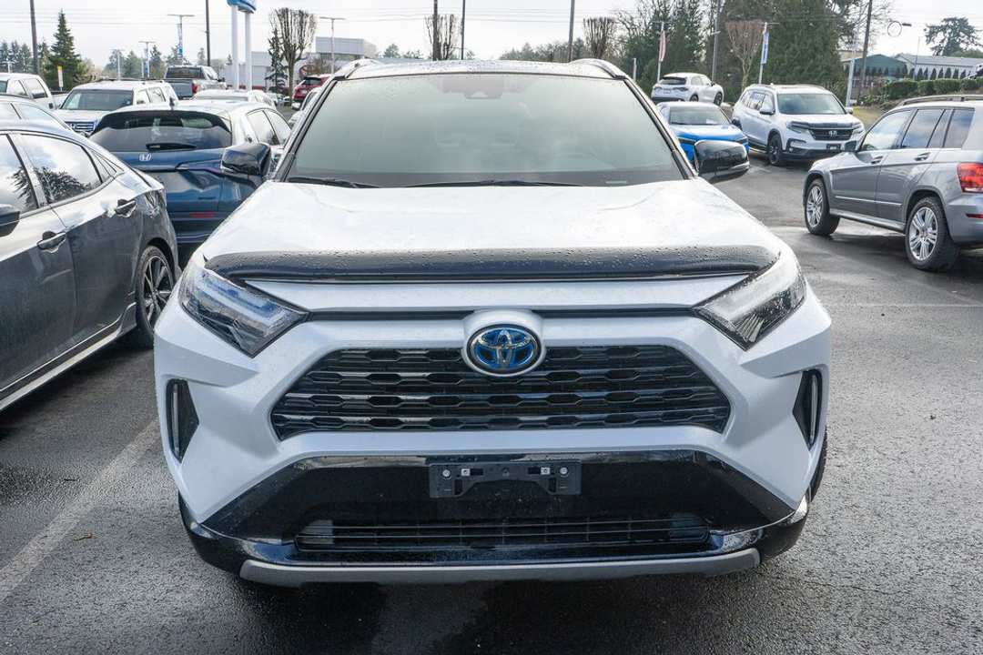 2023 Toyota Rav4 XSE - Image 2