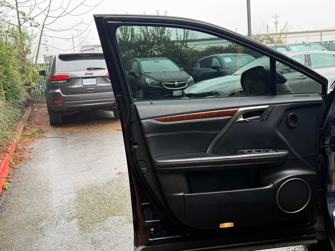 2018 Lexus RX 350L - Image 24