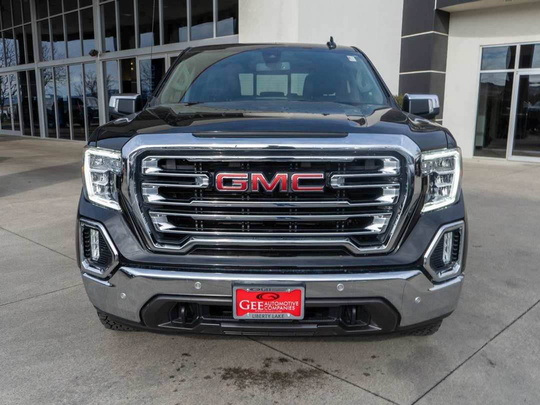 2022 GMC Sierra 1500 Limited SLT - Image 2