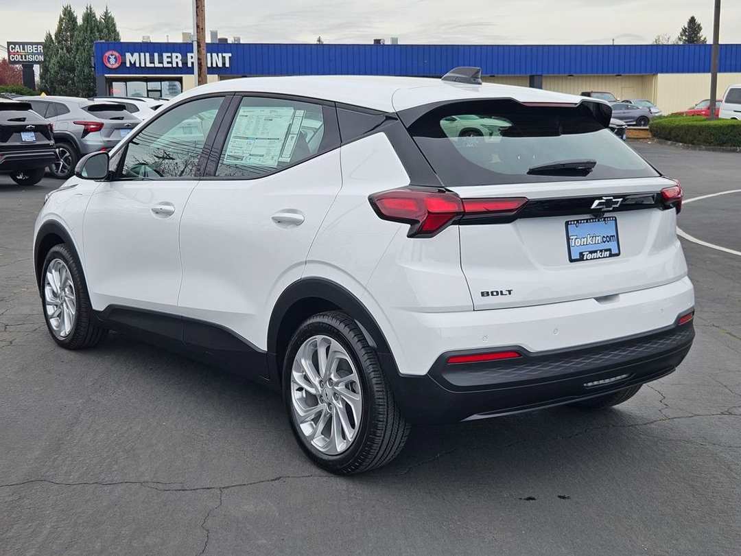 2027 Chevrolet Bolt Ev LT - Image 3