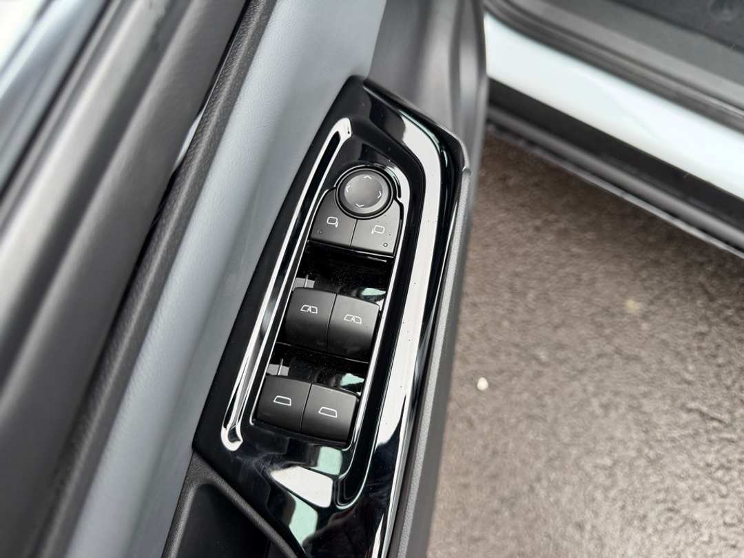 2026 Honda Prologue Touring - Image 13