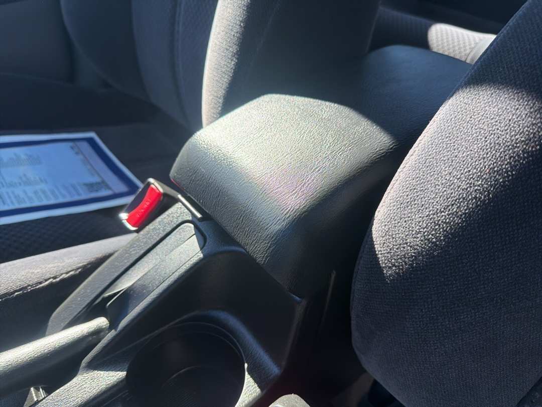 2003 Subaru Legacy L - Image 31