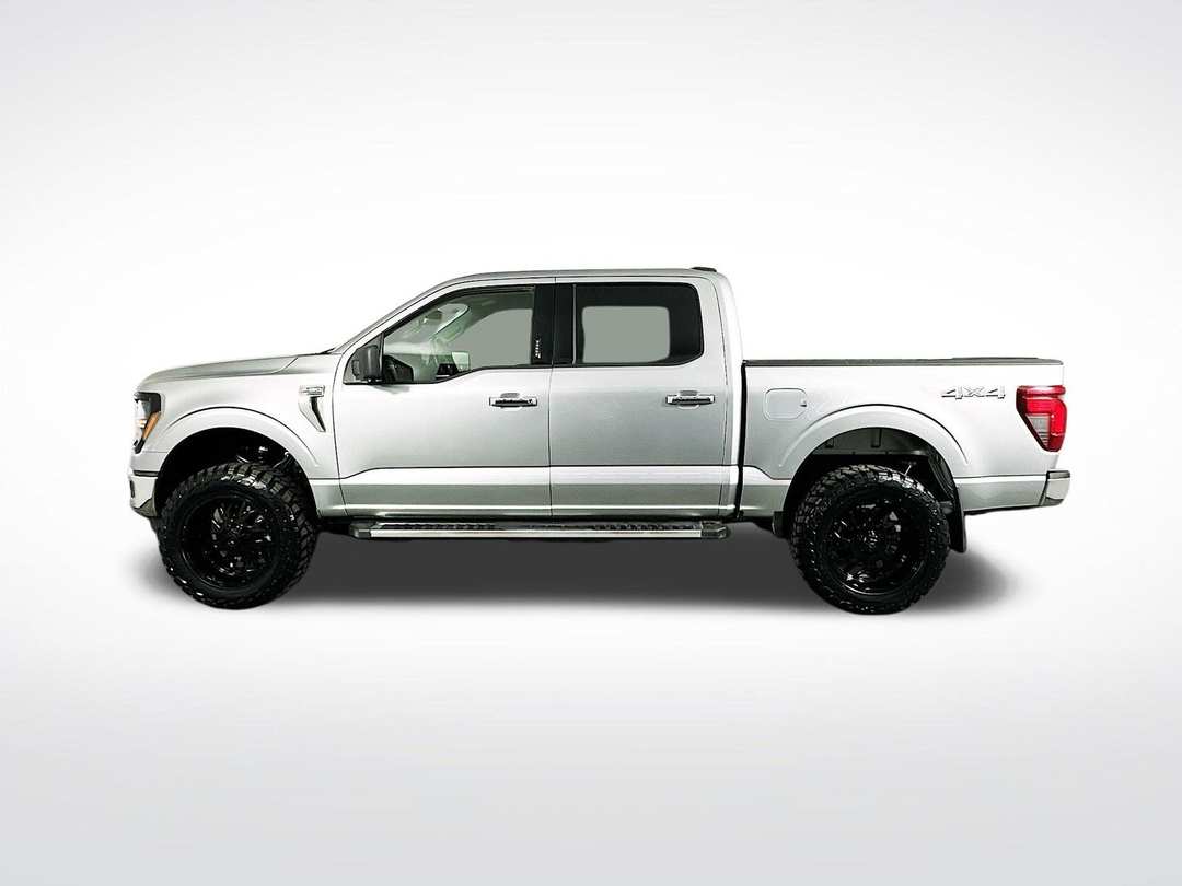 2024 Ford F-150 XLT - Image 5