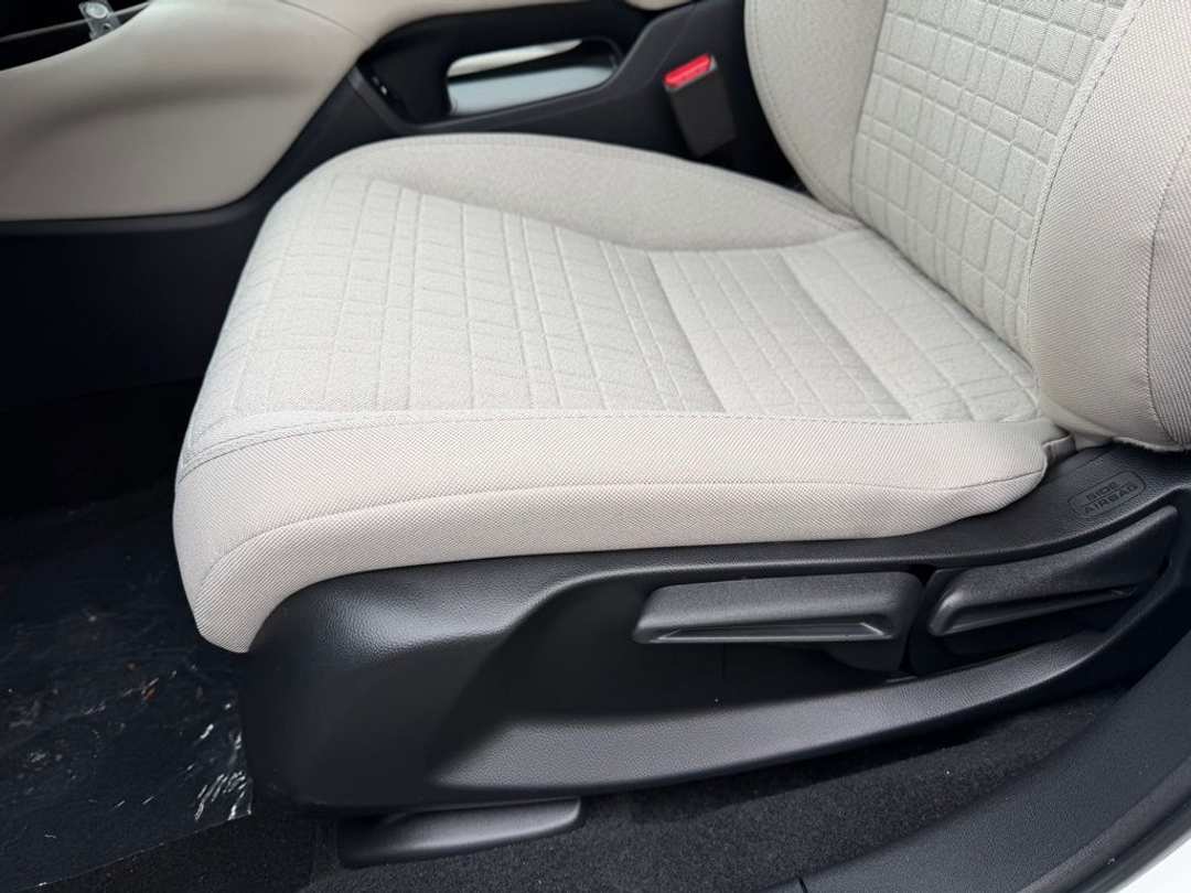 2026 Honda HR-V LX - Image 13