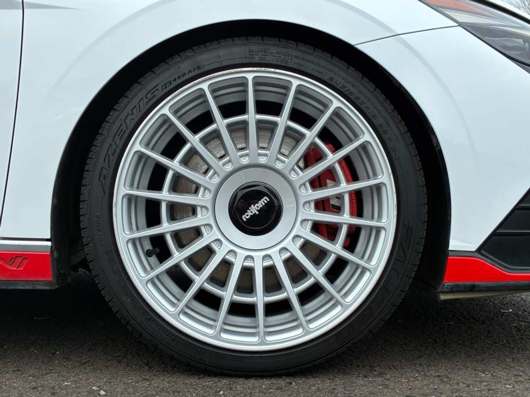 2023 Hyundai Elantra N Base - Image 9