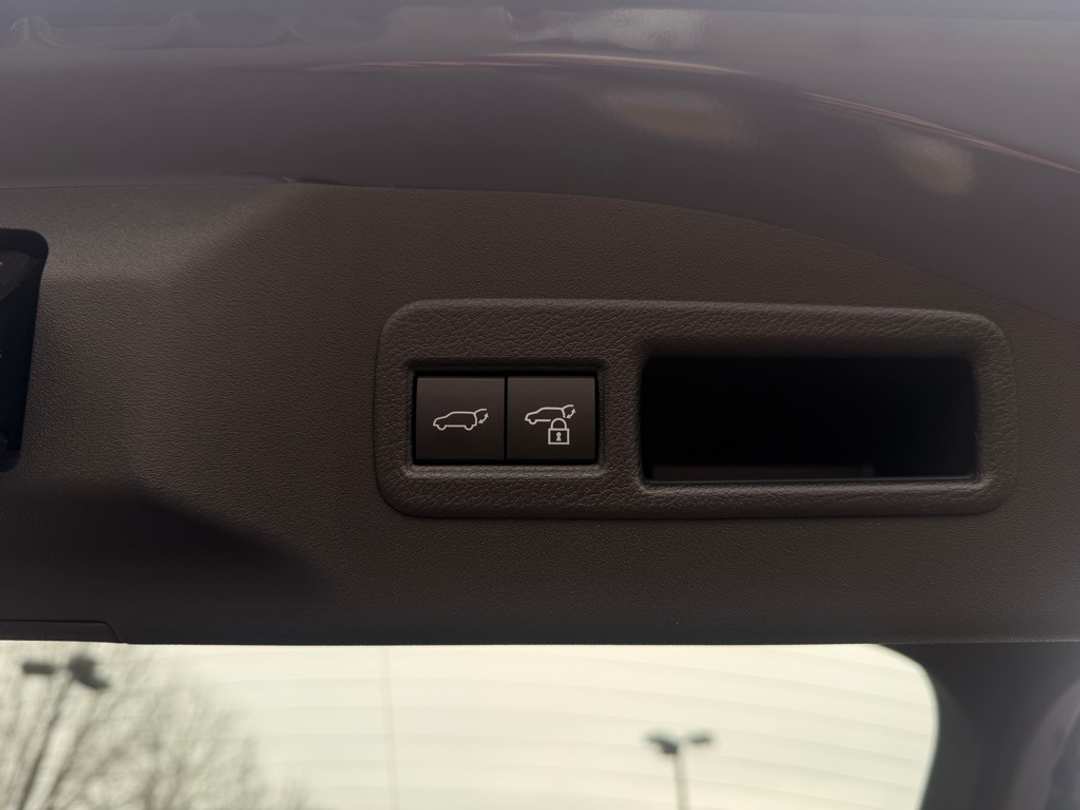 2026 Subaru Solterra Touring XT - Image 21