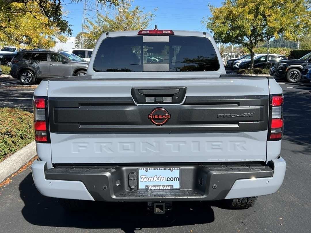 2026 Nissan Frontier PRO4X - Image 5