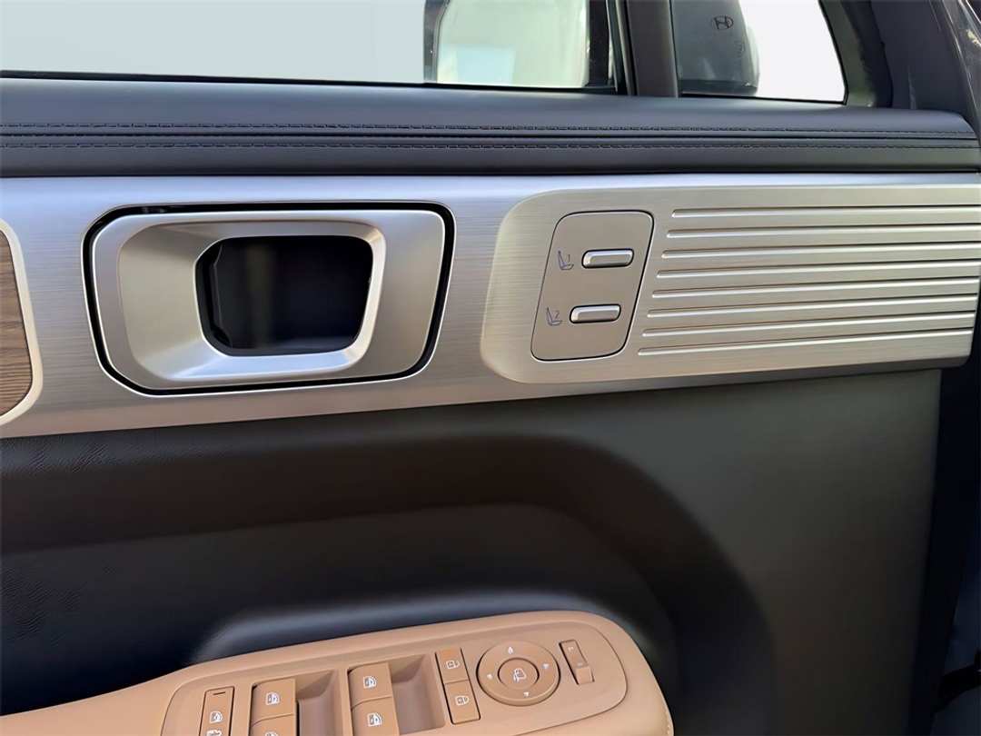 2026 Hyundai Santa Fe Calligraphy - Image 14