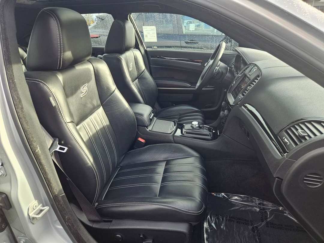 2023 Chrysler 300 S - Image 35