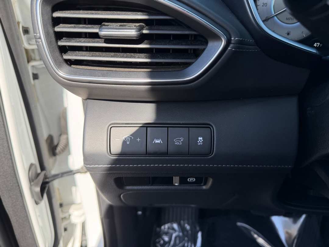 2023 Hyundai Santa Fe Limited - Image 19