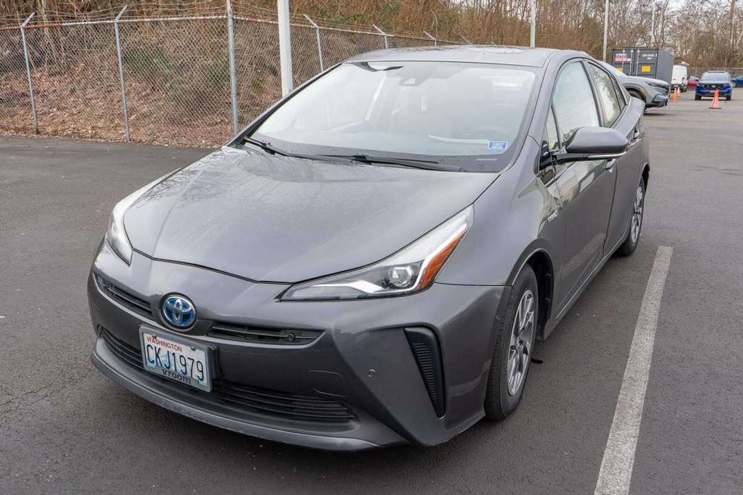 2020 Toyota Prius Limited - Image 2