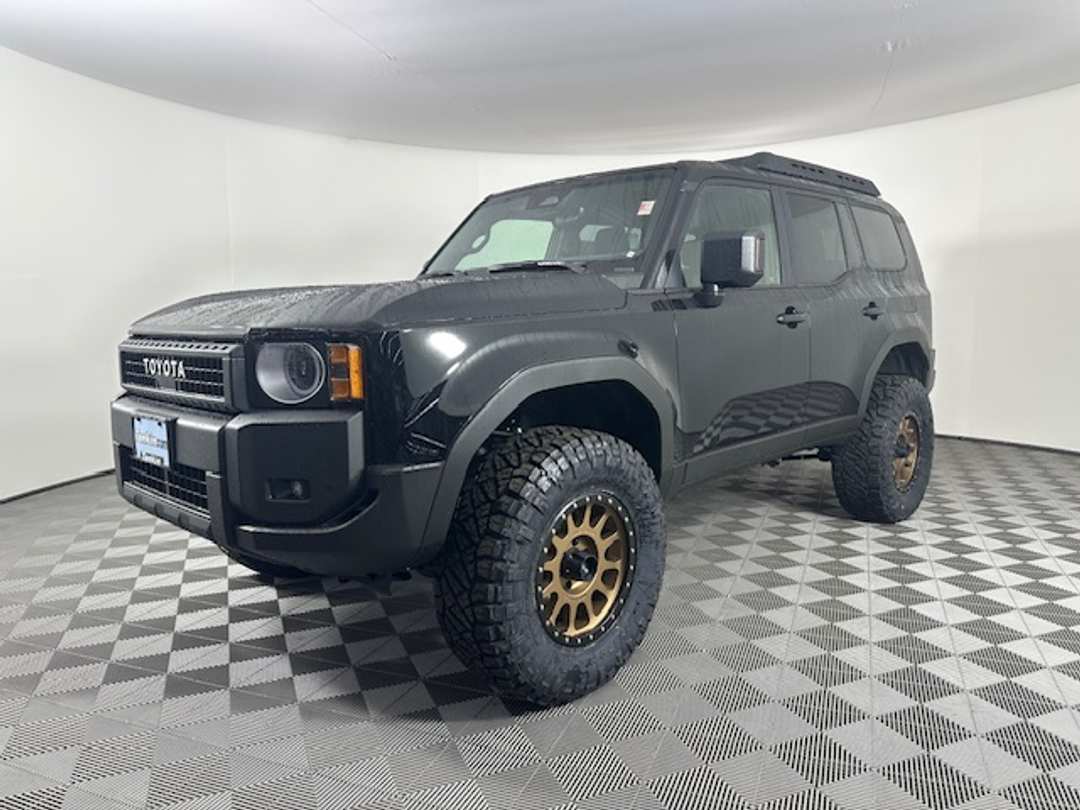 Toyota Land Cruiser - Image 7