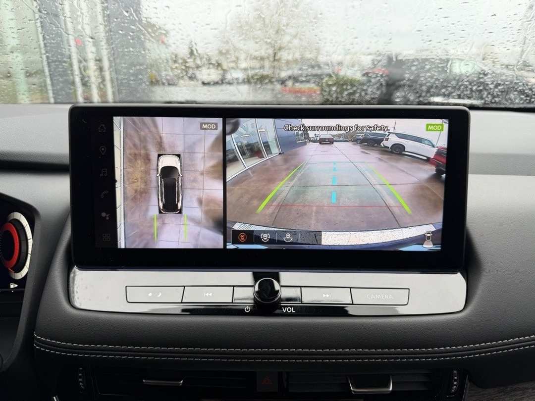 2026 Nissan Rogue Platinum - Image 24