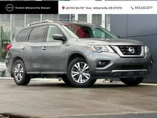 2020 Nissan Pathfinder SV