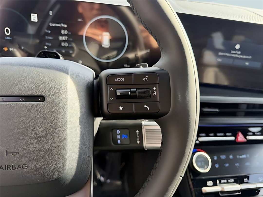 2026 Hyundai Santa Fe Calligraphy - Image 18