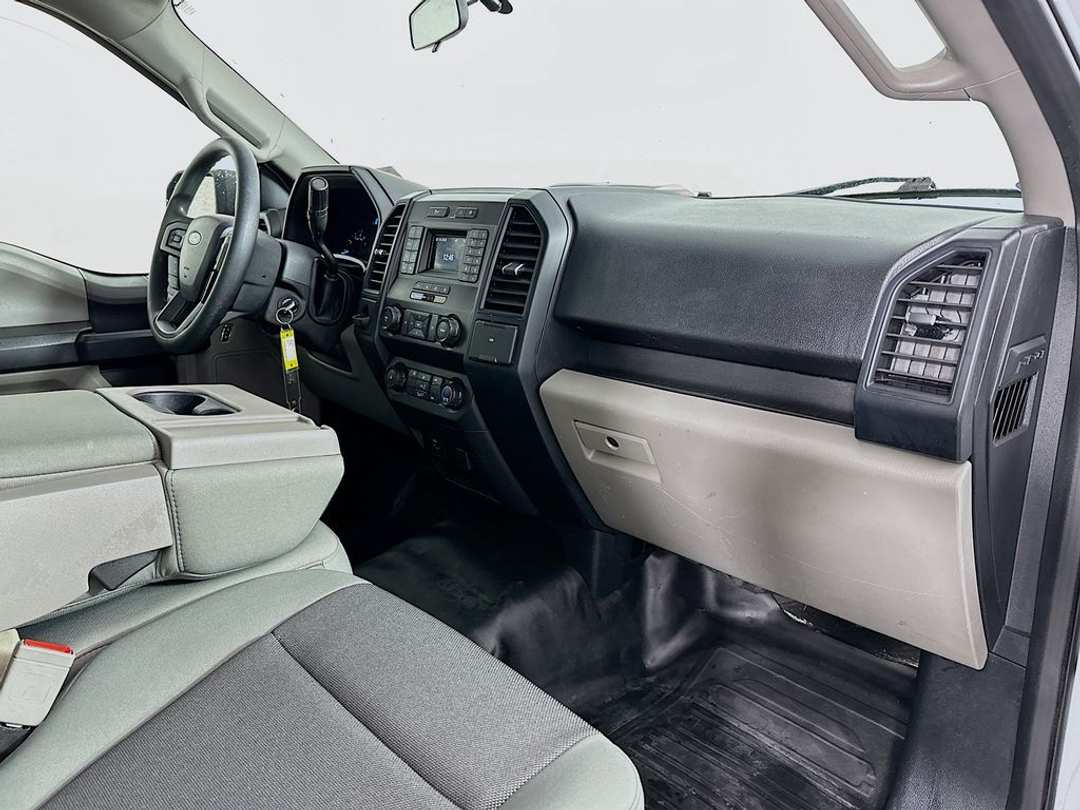 2020 Ford F-150 XL - Image 25