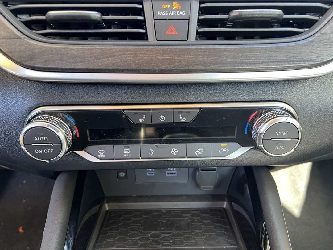 2025 Nissan Altima 2.5 SL - Image 21