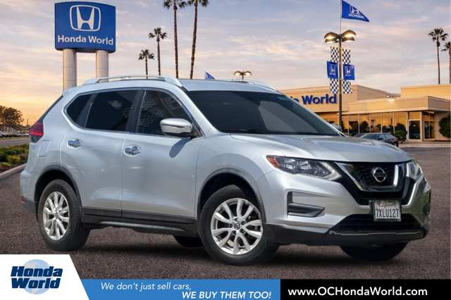 2017 Nissan Rogue SV