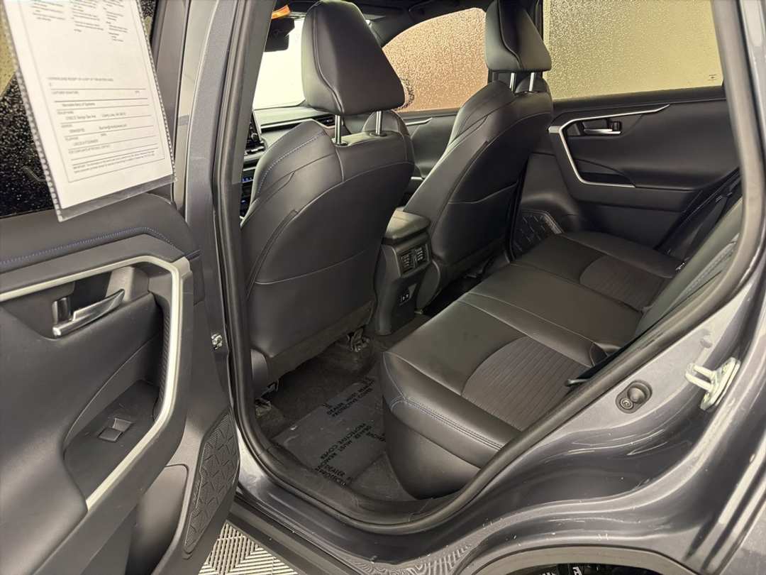 2021 Toyota Rav4 XSE - Image 19