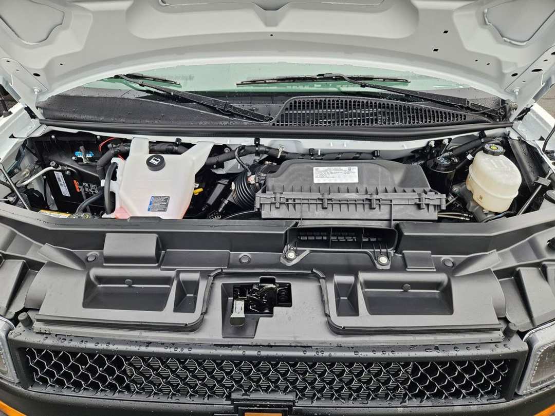 2025 Chevrolet Express 2500 Work - Image 38