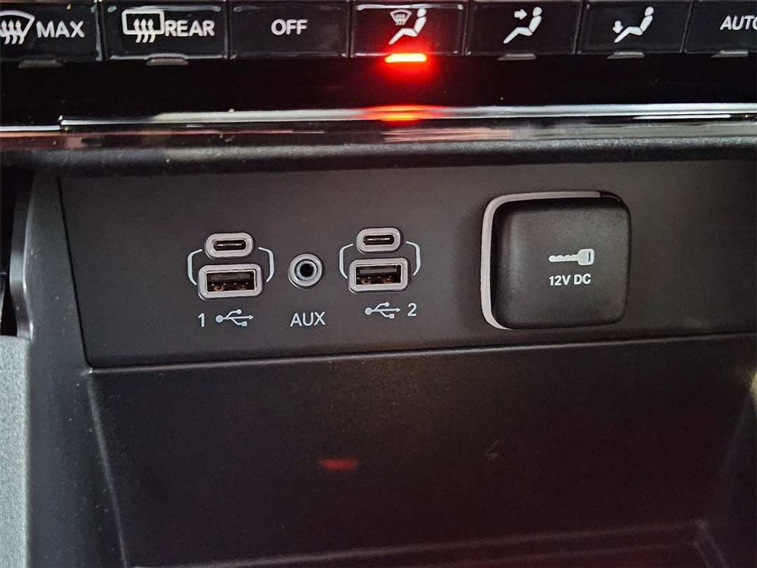 2025 Jeep Grand Cherokee Limited - Image 25