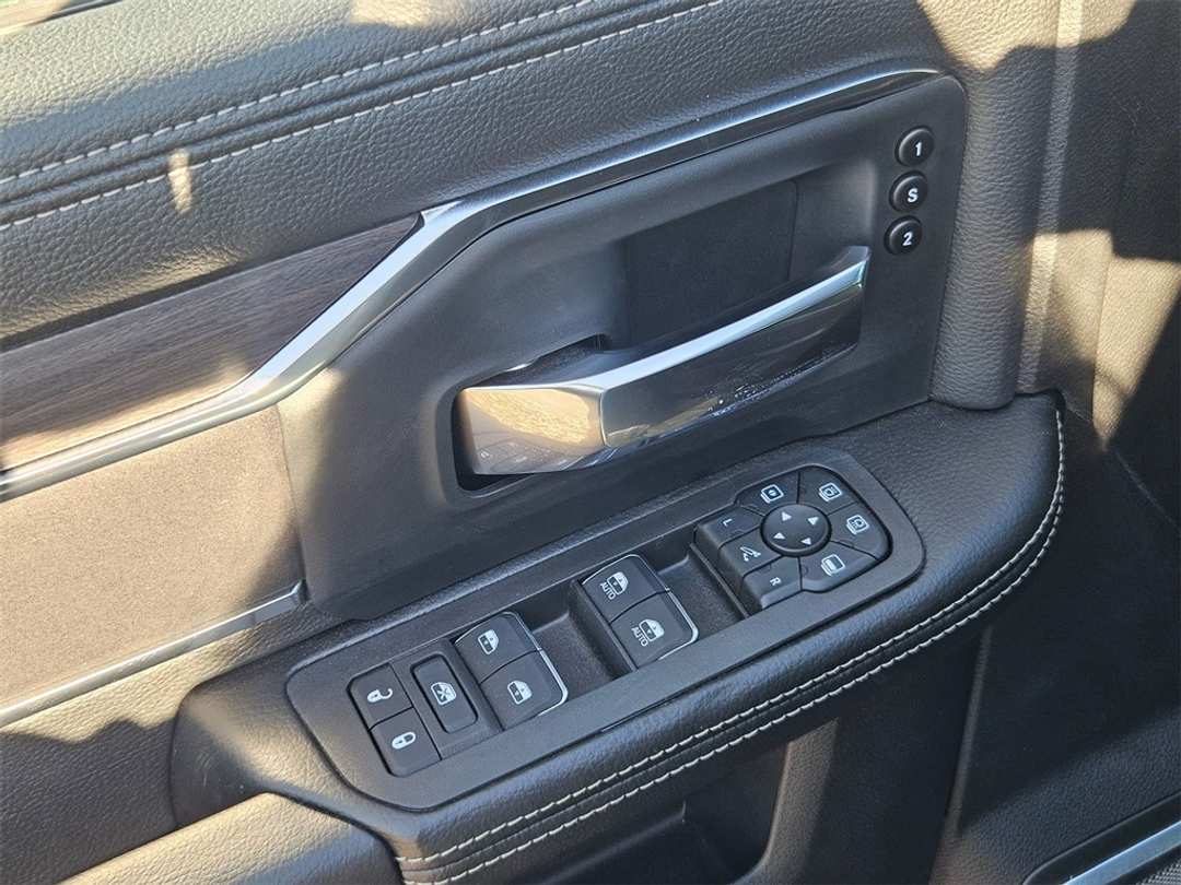 2026 Ram 3500 Laramie - Image 11