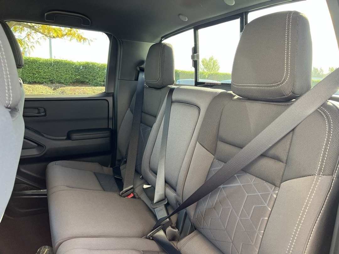 2026 Nissan Frontier SV - Image 28