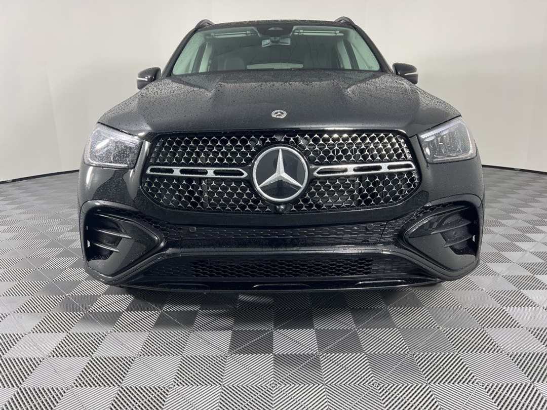 2026 Mercedes-Benz GLE 450 - Image 3