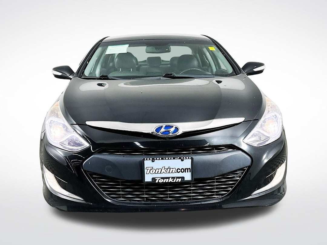 2013 Hyundai Sonata Limited - Image 2