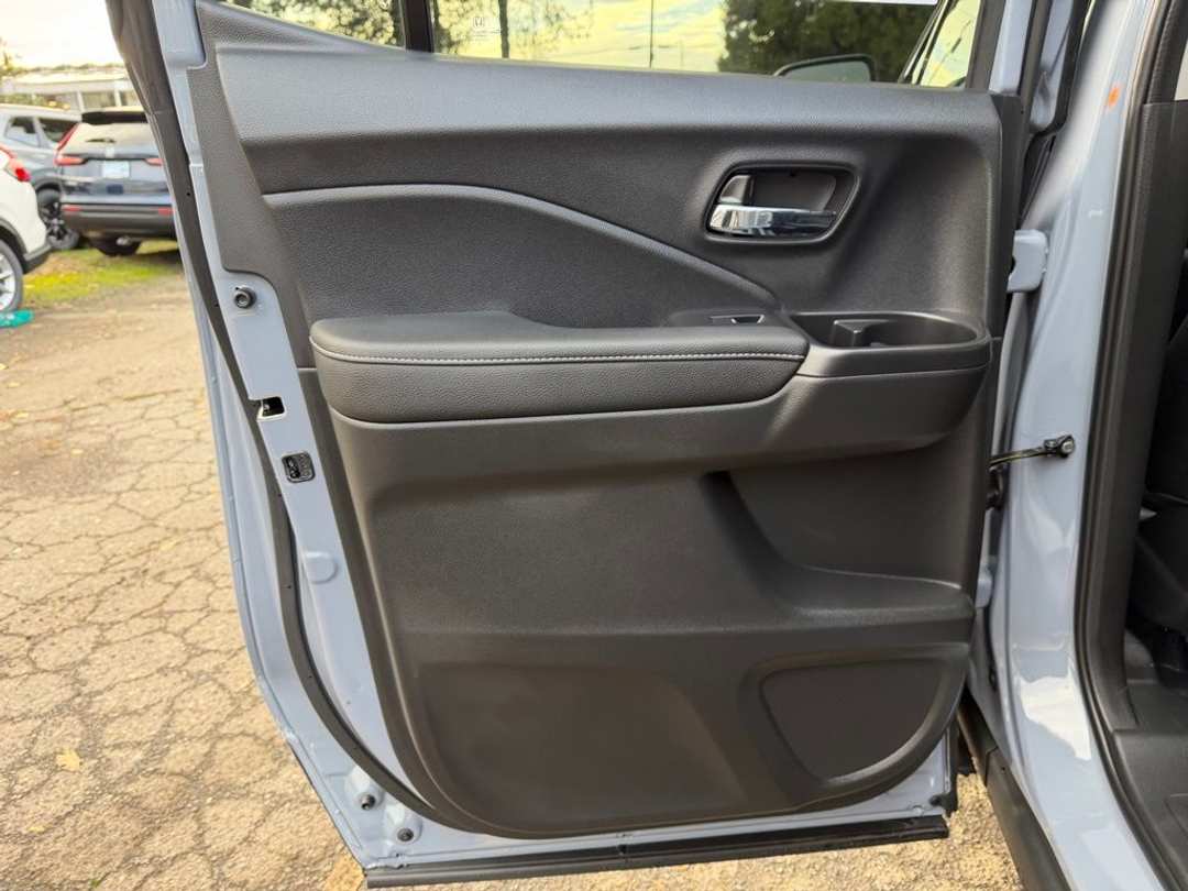 2026 Honda Ridgeline RTL - Image 27