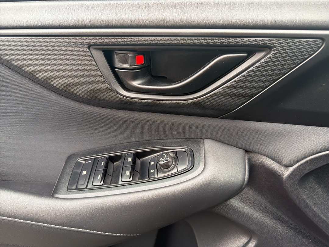 2021 Subaru Outback 2.5i - Image 12