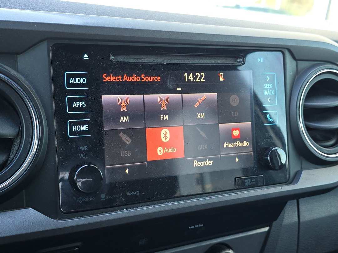 2019 Toyota Tacoma TRD OffRoad - Image 16