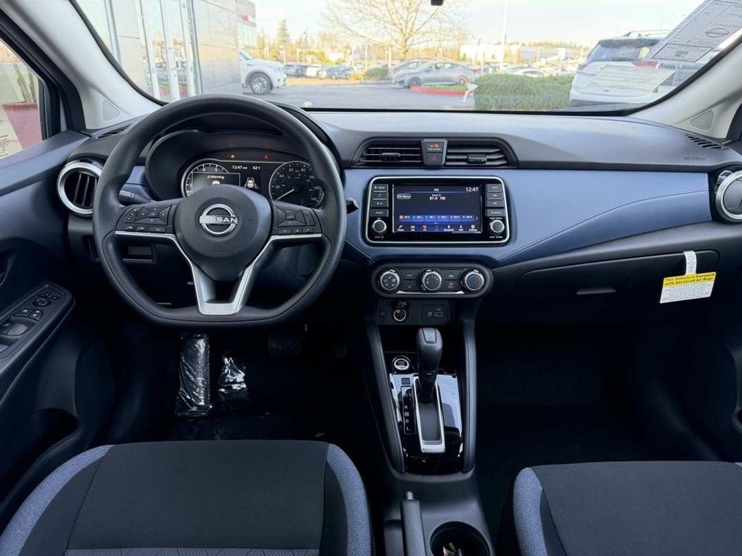2025 Nissan Versa 1.6 SV - Image 36