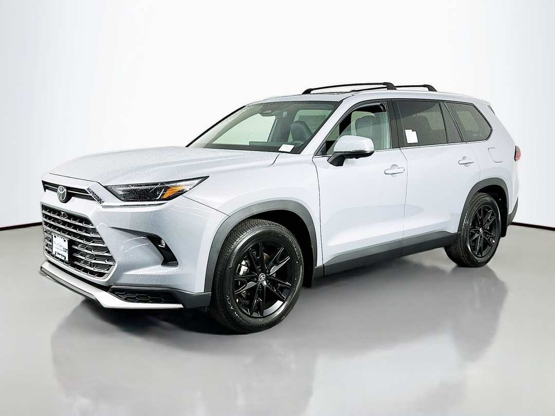 2026 Toyota Grand Highlander MAX Platinum - Image 3
